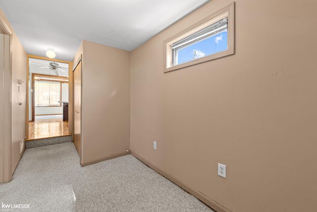 13696 Knox Avenue, Warren, MI 48089