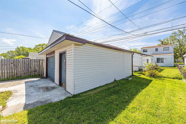 13696 Knox Avenue, Warren, MI 48089
