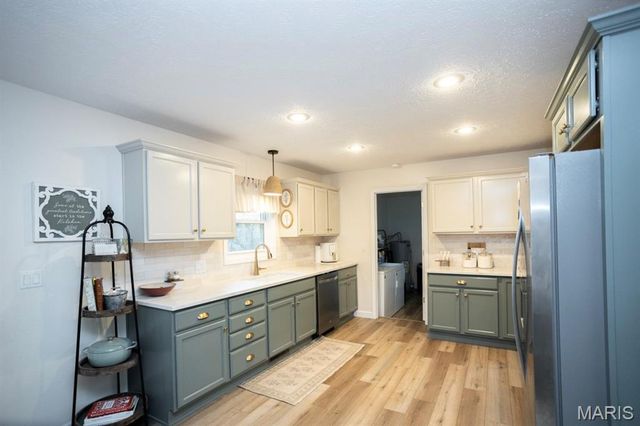 16375 Harmony Lane, St Robert, MO 65584