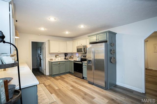 16375 Harmony Lane, St Robert, MO 65584