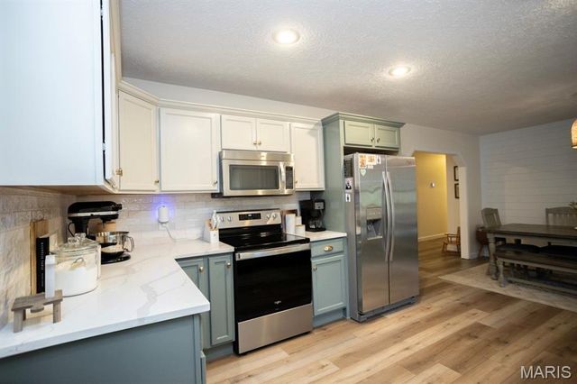 16375 Harmony Lane, St Robert, MO 65584