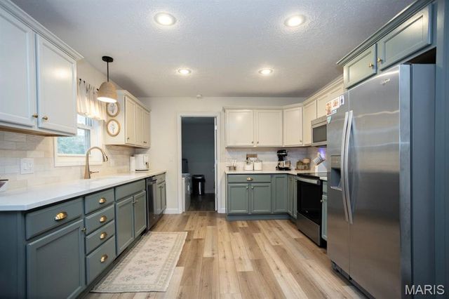 16375 Harmony Lane, St Robert, MO 65584