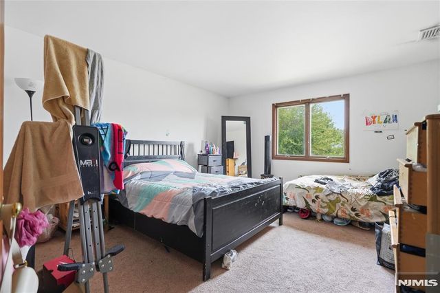 44 Williams Avenue, South Hackensack, NJ 07606