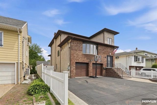 44 Williams Avenue, South Hackensack, NJ 07606