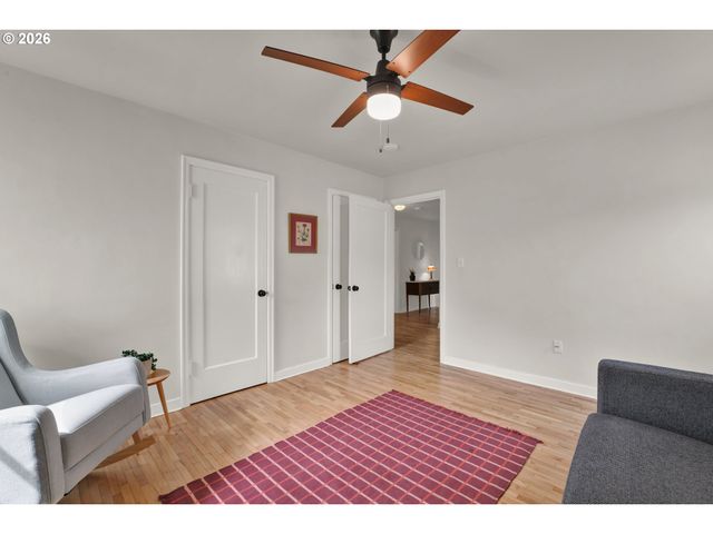 1865 VILLARD St, Eugene, OR 97403