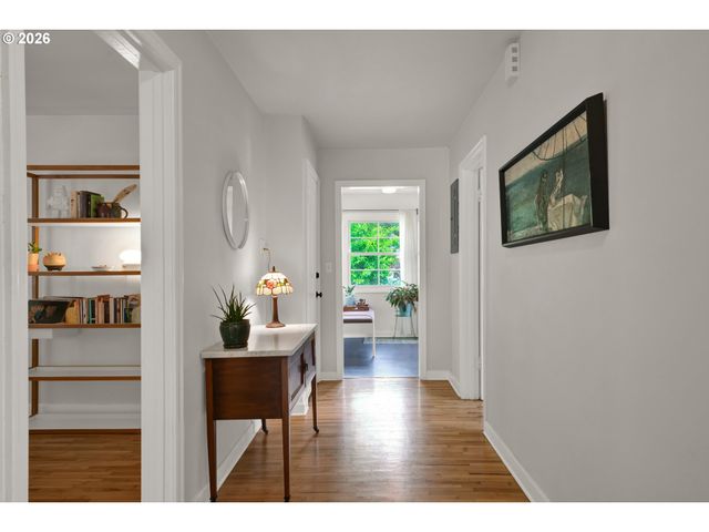 1865 VILLARD St, Eugene, OR 97403