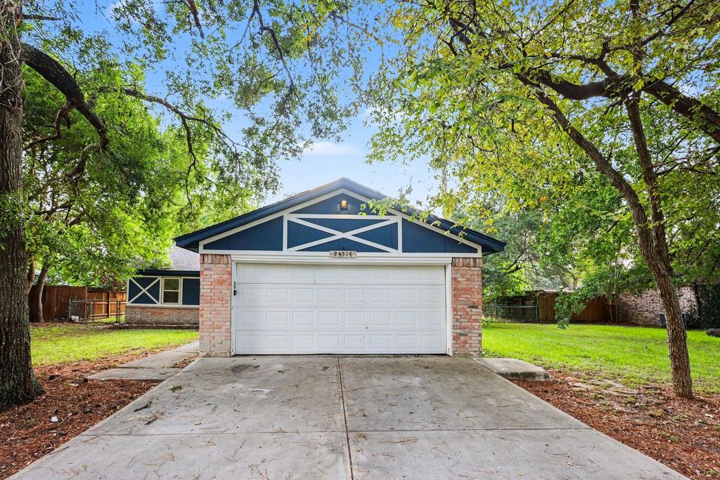 24514 Red Deer Drive, Houston, TX 77336