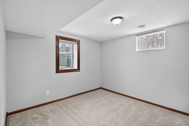 1515 Woodhill Road, Burnsville, MN 55337