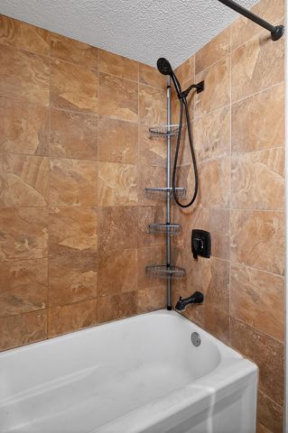 1515 Woodhill Road, Burnsville, MN 55337