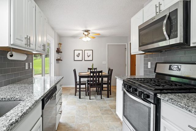 1515 Woodhill Road, Burnsville, MN 55337