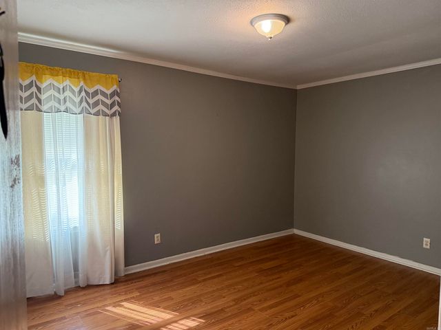 307 W 2nd Street, Mccrory, AR 72101