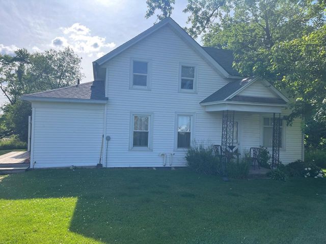 4923 Meek Road, Arlington, WI 53911