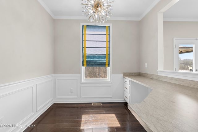 16212 Rockcrest View Ln, Louisville, KY 40245