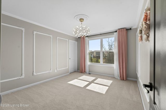 16212 Rockcrest View Ln, Louisville, KY 40245