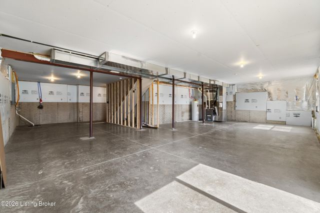 16212 Rockcrest View Ln, Louisville, KY 40245