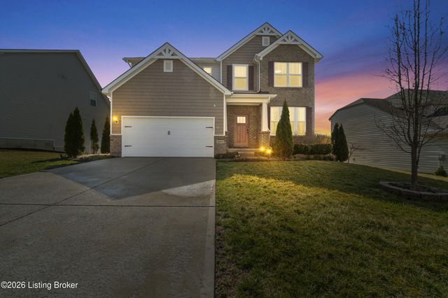 16212 Rockcrest View Ln, Louisville, KY 40245
