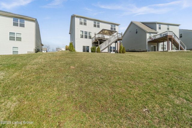 16212 Rockcrest View Ln, Louisville, KY 40245