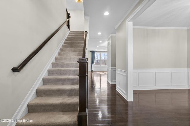 16212 Rockcrest View Ln, Louisville, KY 40245