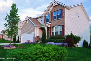 16212 Rockcrest View Ln, Louisville, KY 40245