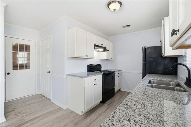 1627 Cherry Hill SW Court, Conyers, GA 30094