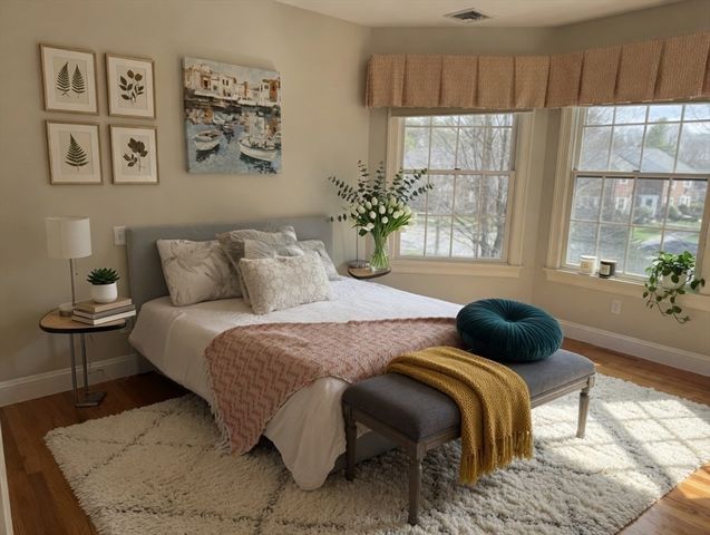 845 Emerson Gardens, Lexington, MA 02420
