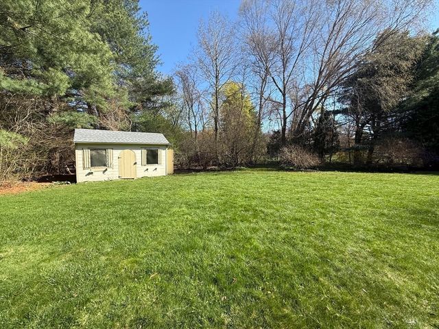 845 Emerson Gardens, Lexington, MA 02420