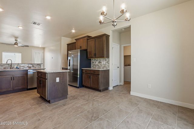 2037 Meteor Street, Las Cruces, NM 88012