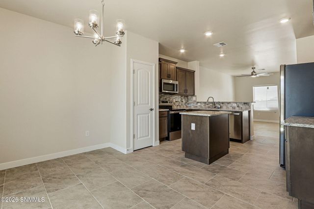 2037 Meteor Street, Las Cruces, NM 88012