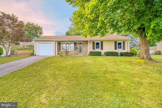 113 WESTVIEW DR, Shrewsbury, PA 17361