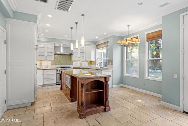 3881 Timberridge Road, Moorpark, CA 93021