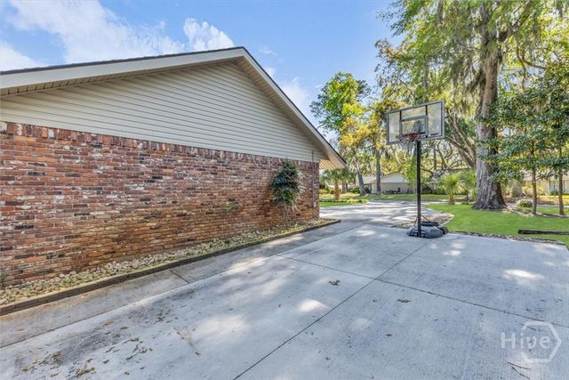 13208 Spanish Moss Road, Savannah, GA 31419