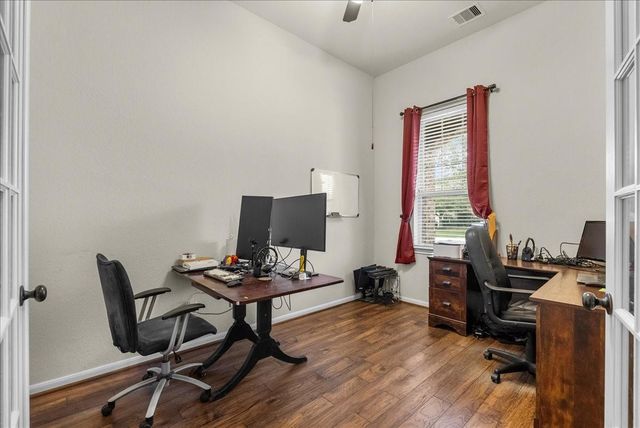 205 Bailey Brook Lane, Dickinson, TX 77573