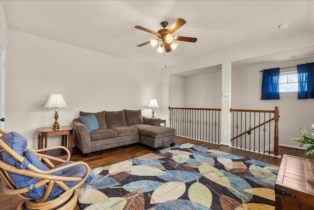 205 Bailey Brook Lane, Dickinson, TX 77573