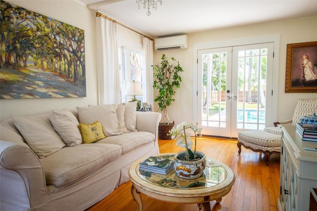 108 26TH STREET NW, Bradenton, FL 34205