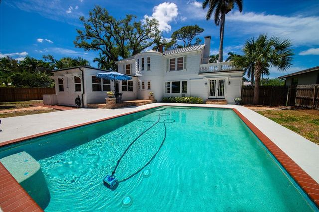 108 26TH STREET NW, Bradenton, FL 34205