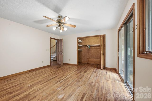 652 Shepherds Creek Road, Robbinsville, NC 28771