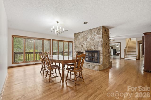 652 Shepherds Creek Road, Robbinsville, NC 28771