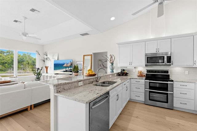 837 WOOD SORREL LANE, Venice, FL 34293
