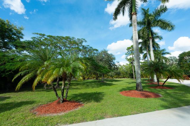 3516 185th Trail, Loxahatchee, FL 33470