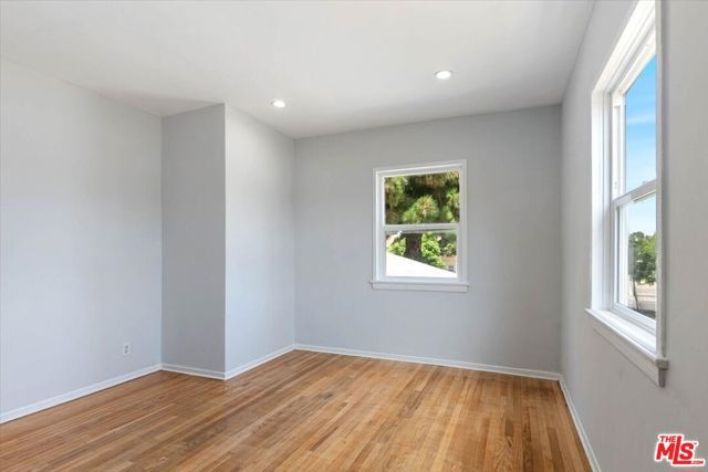 4074 Leimert Boulevard, Los Angeles, CA 90008