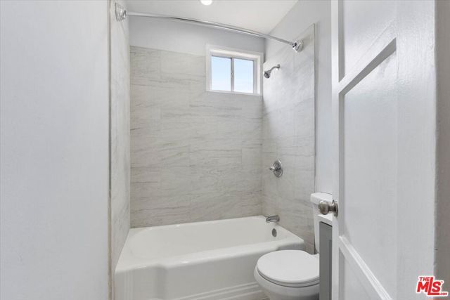 4074 Leimert Boulevard, Los Angeles, CA 90008