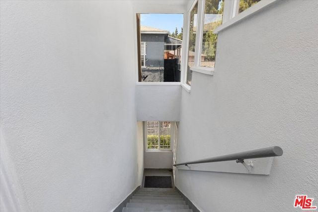 4074 Leimert Boulevard, Los Angeles, CA 90008
