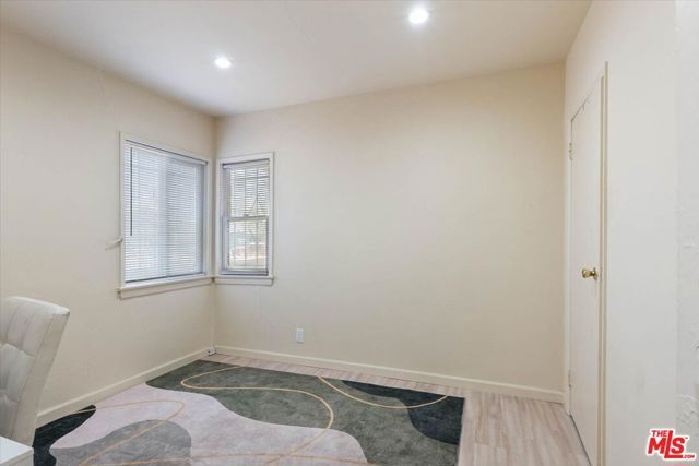 4074 Leimert Boulevard, Los Angeles, CA 90008