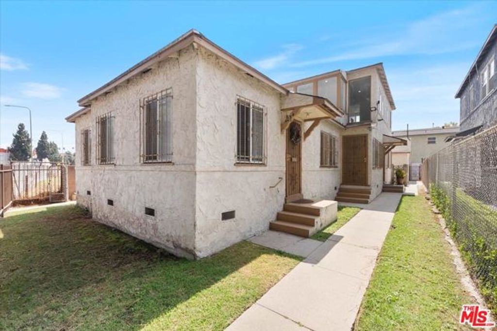 4074 Leimert Boulevard, Los Angeles, CA 90008