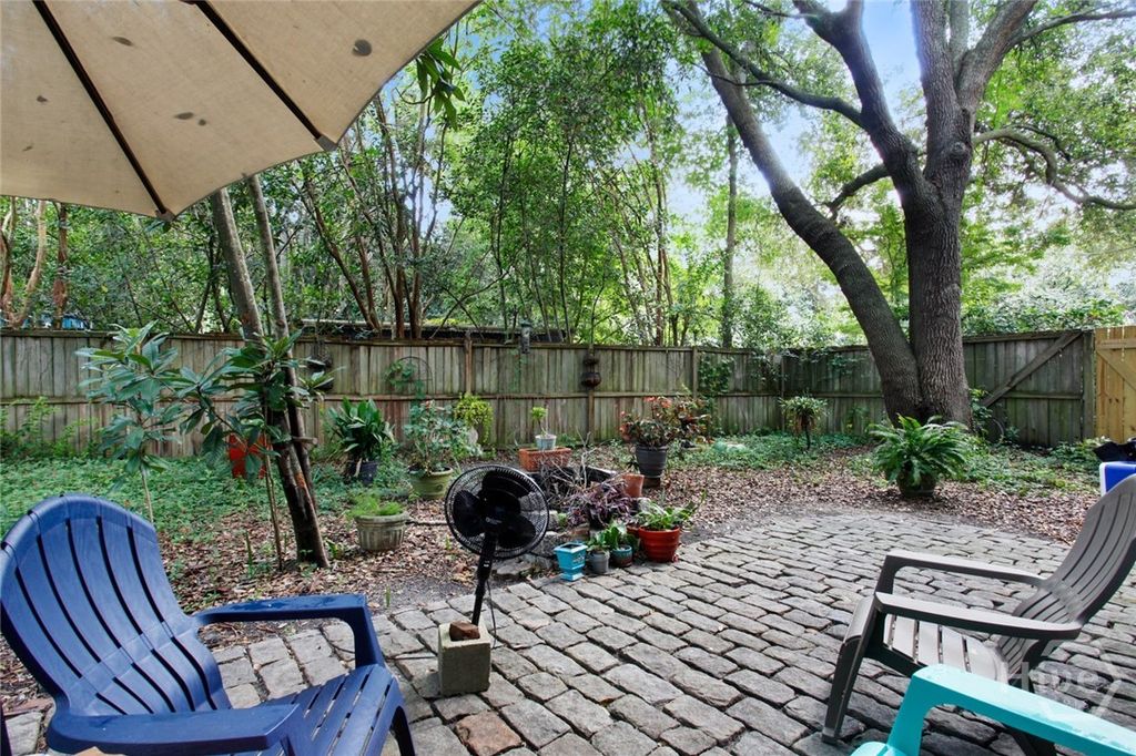 Image 23 of property listing at 1612 Skidaway Road, Savannah, GA 31404