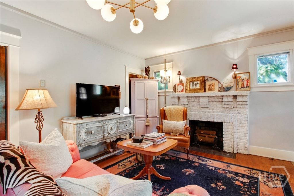 Image 5 of property listing at 1612 Skidaway Road, Savannah, GA 31404