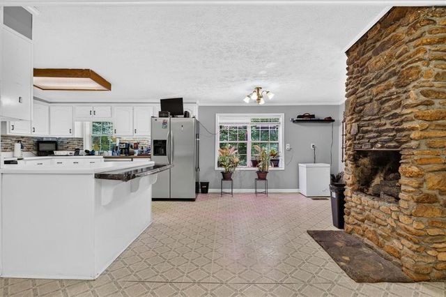 62 Chestnut Path, Dallas, GA 30132
