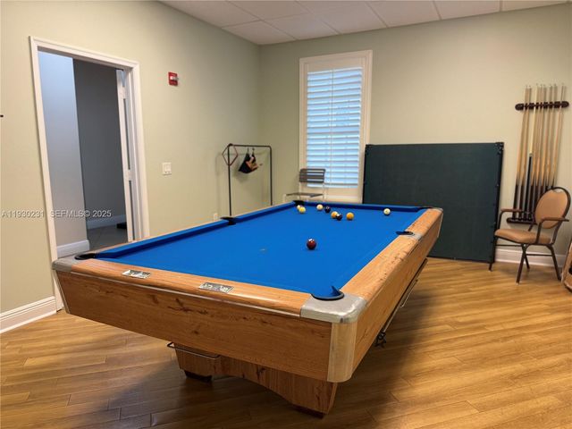 7 Colonial Club Dr 302, Boynton Beach, FL 33435