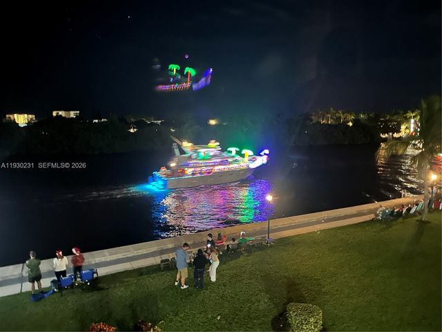 7 Colonial Club Drive 302, Boynton Beach, FL 33435