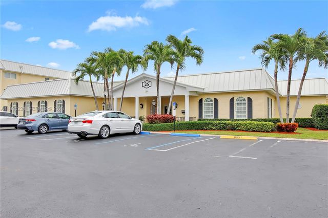 7 Colonial Club Drive 302, Boynton Beach, FL 33435